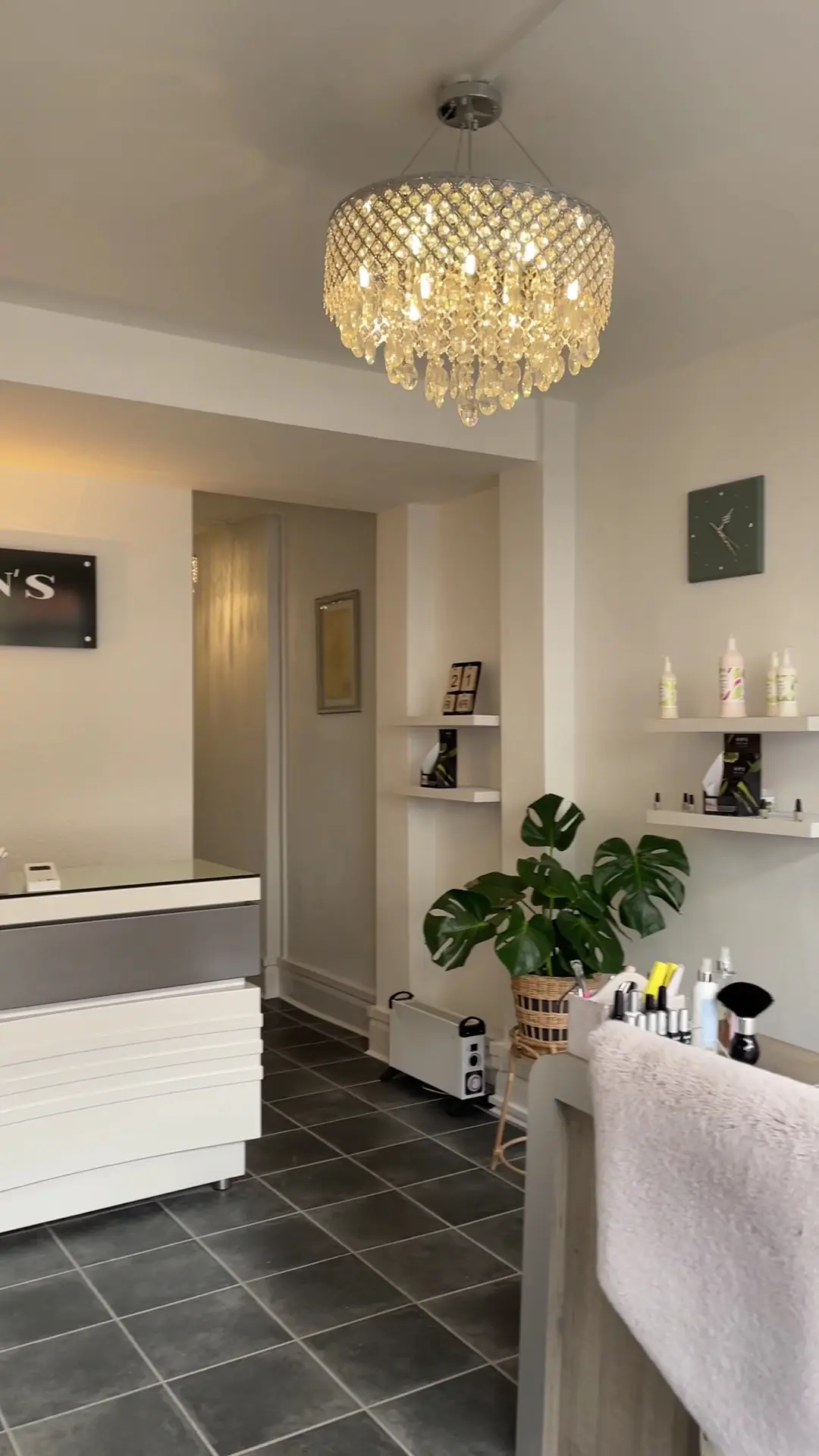 Kaymen's Beauty & Nail Salon photo (photo 1 of 3)
