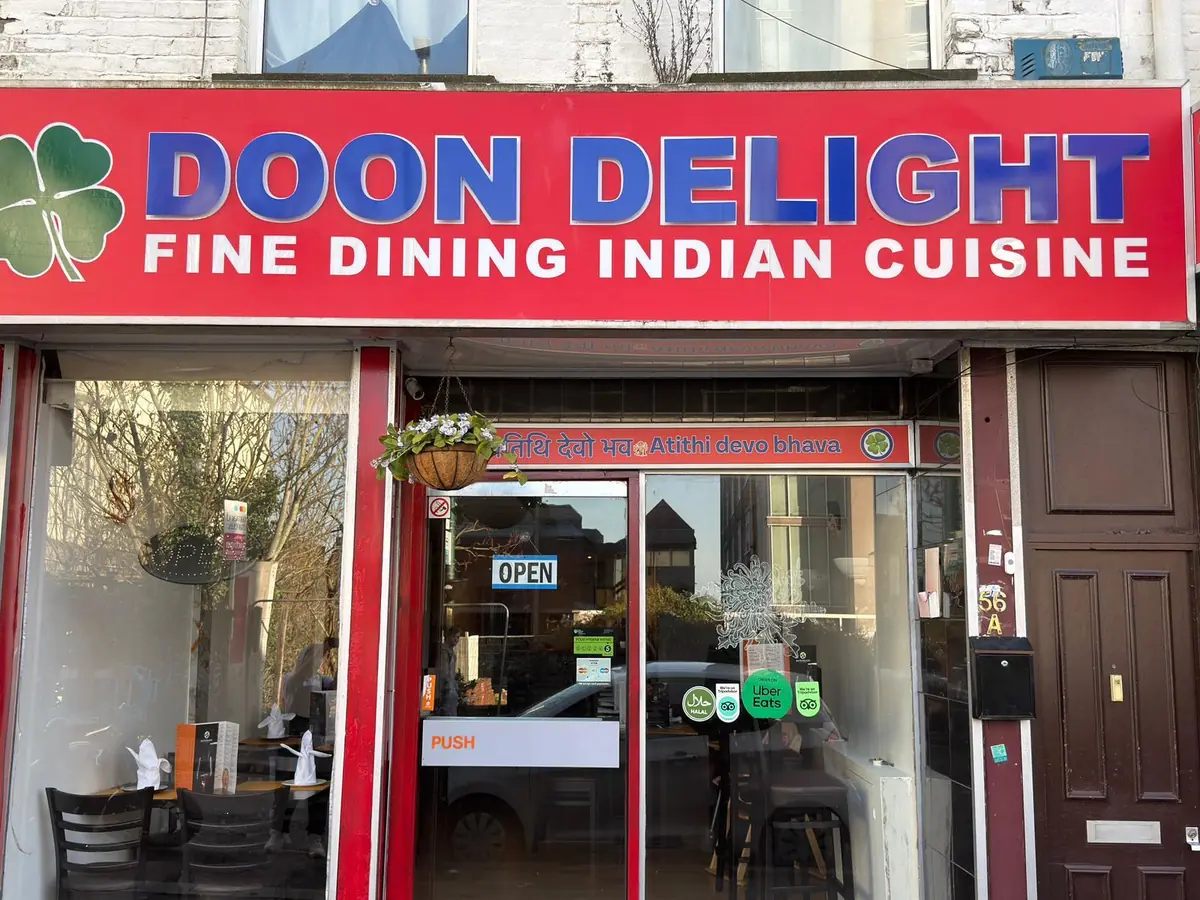 Inside Doon Delight, Chatham