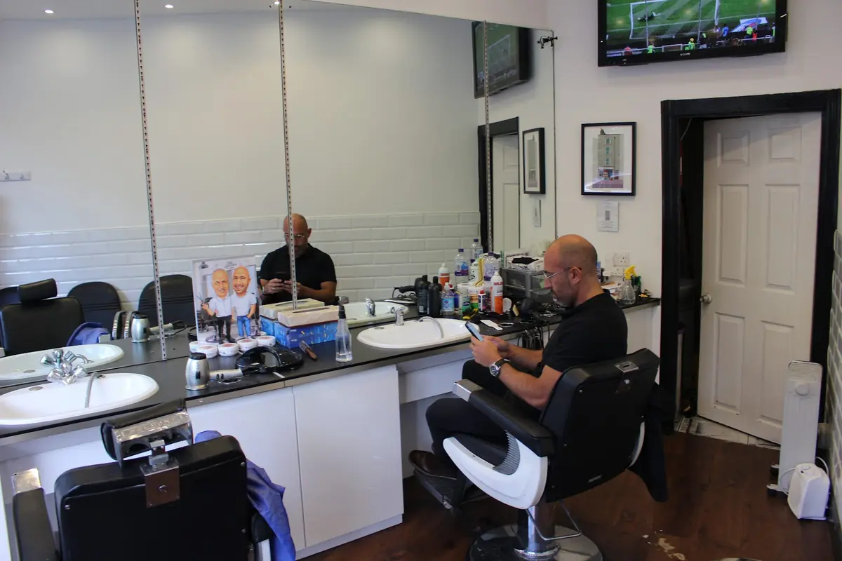 Andrew's Barbers photo (photo 2 of 3)