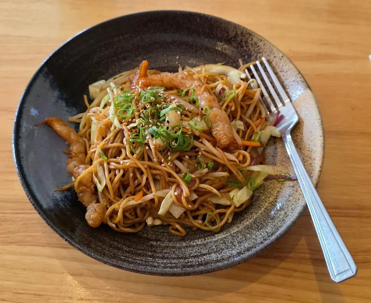 MOMO Sushi Bar Camberwell photo (photo 3 of 3)