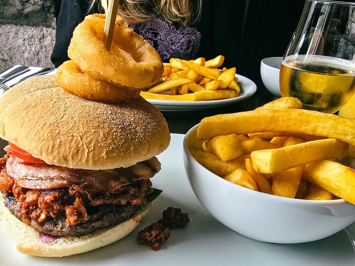 The Village Inn — Restaurants in Perth
