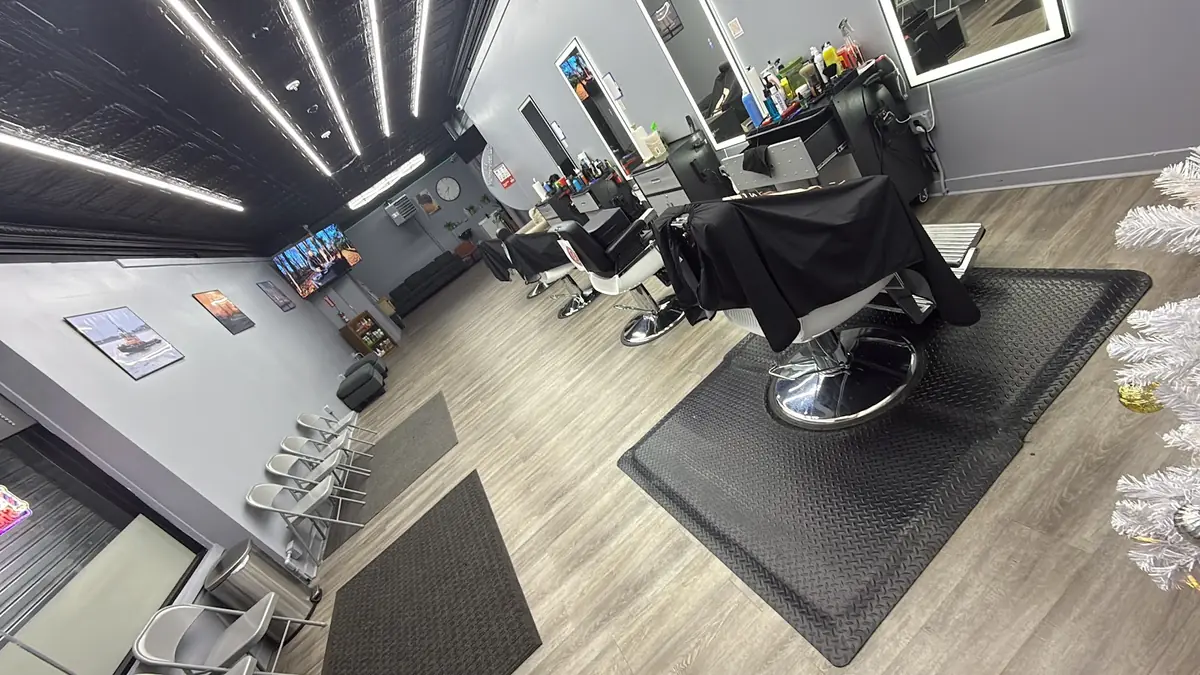 Sodade's Barber Shop photo (photo 2 of 3)