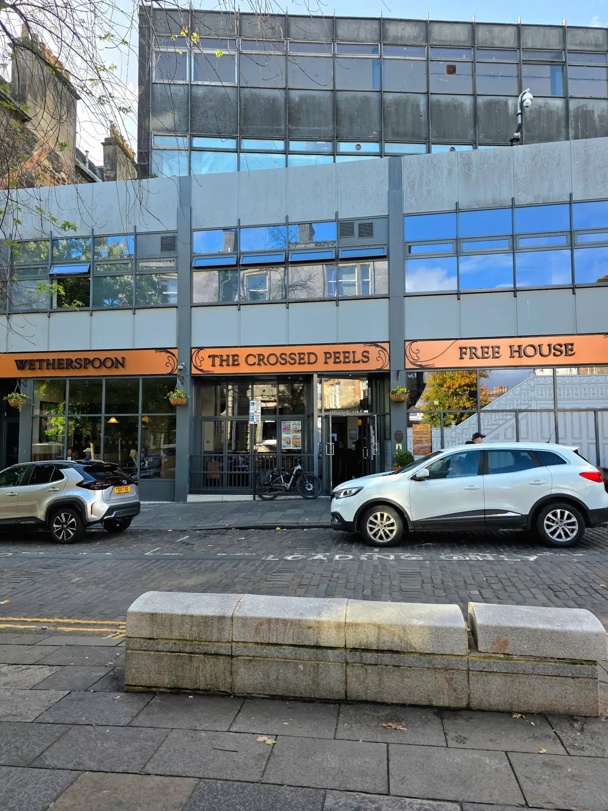 The Crossed Peels — Bars in Stirling