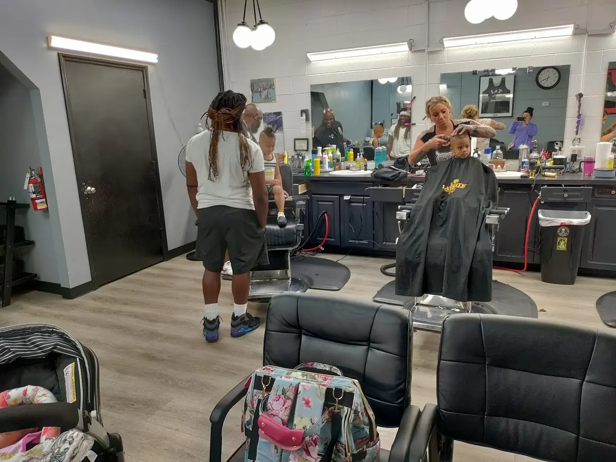 Rose Garden Barber Shop photo (photo 2 of 3)
