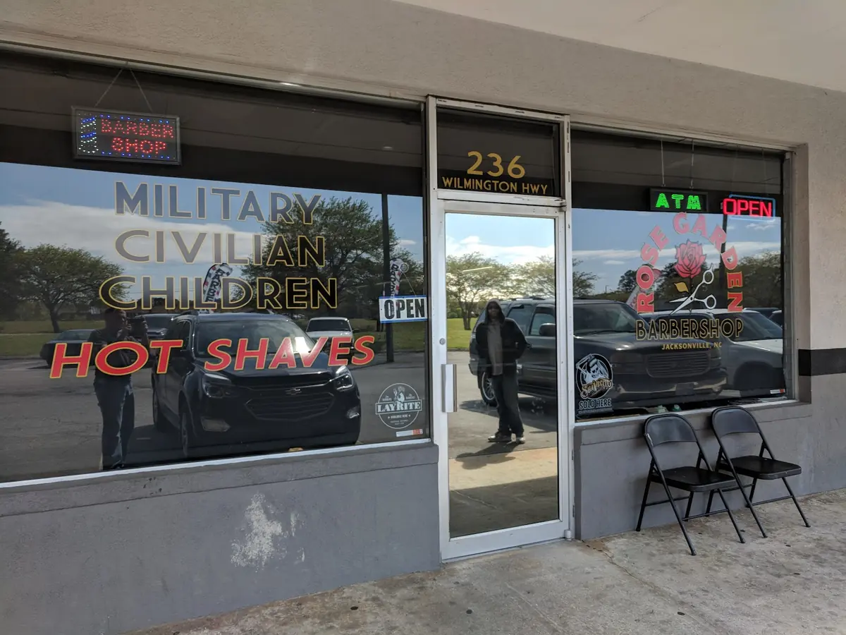 Rose Garden Barber Shop photo (photo 1 of 3)