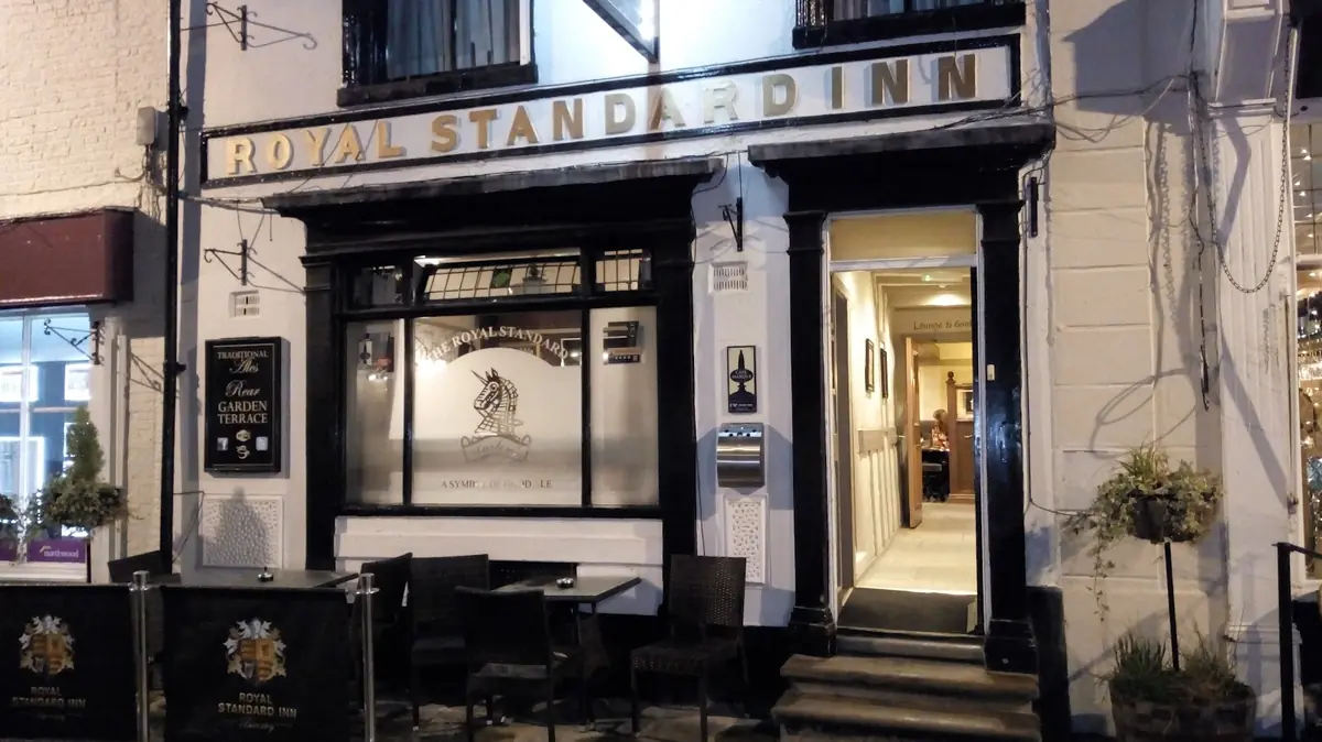 Royal Standard Inn