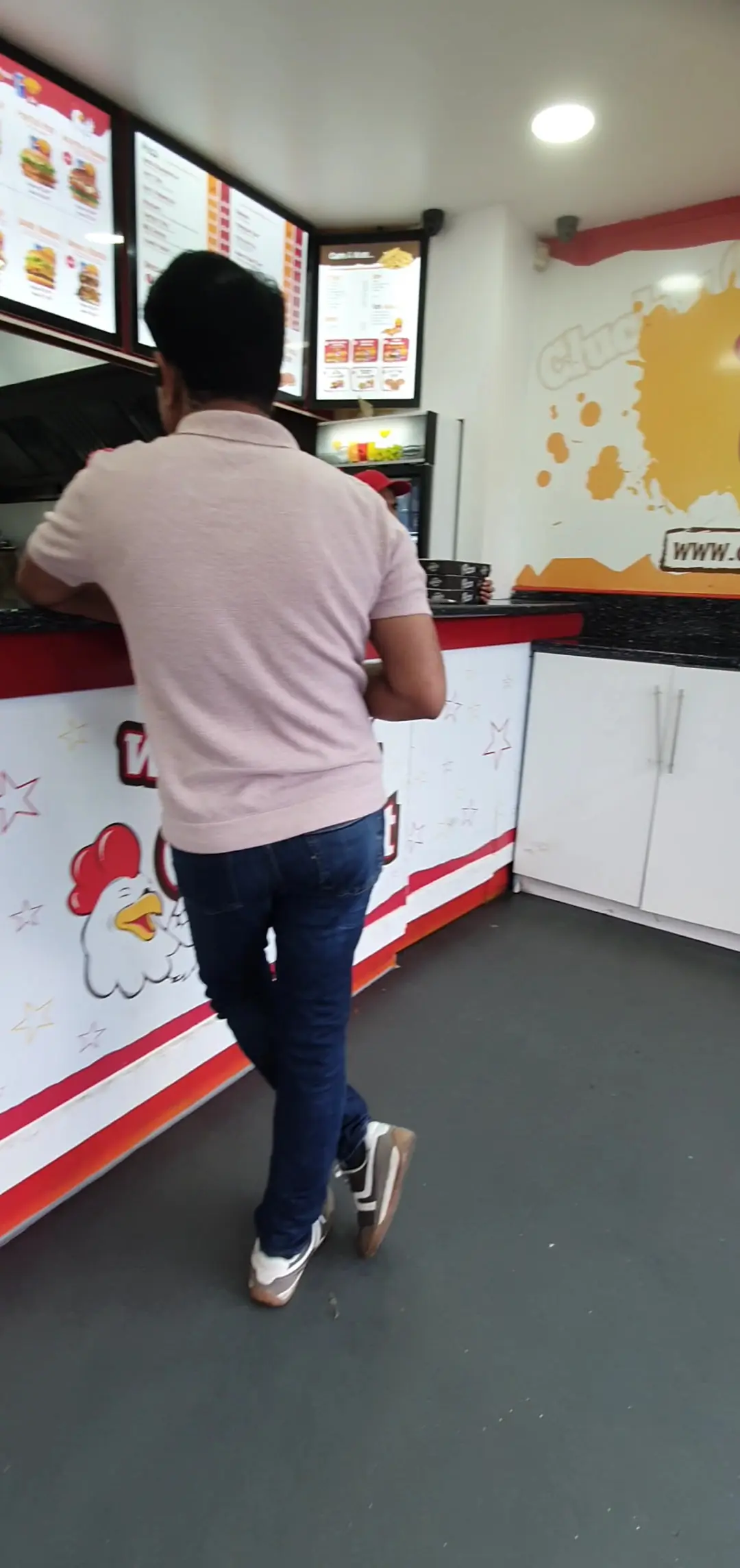 Cluck N Crust photo (photo 1 of 3)