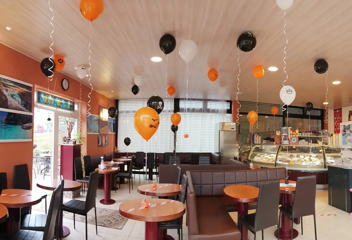 La Bella Vita Eiscafé — Ice Cream Shops in Weimar
