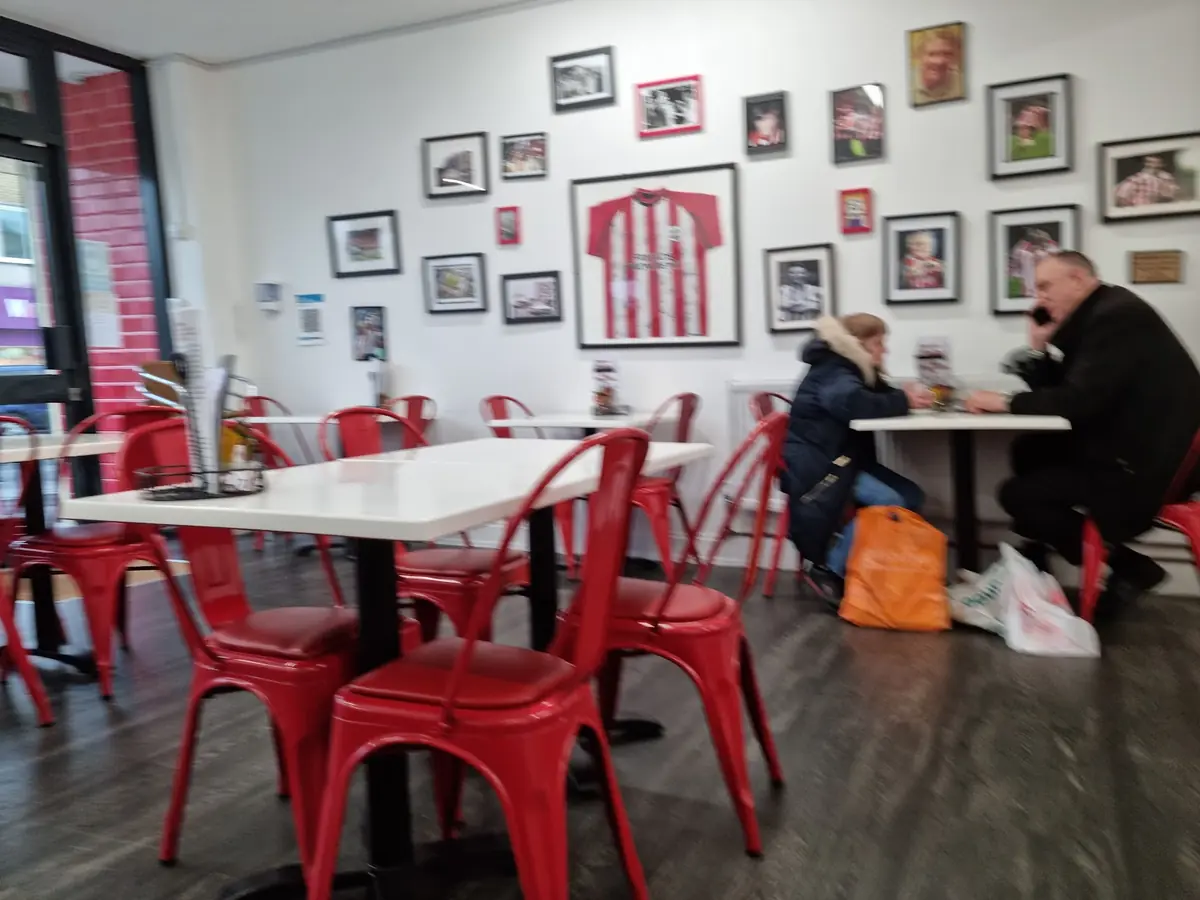 Legends Cafe photo (photo 3 of 3)