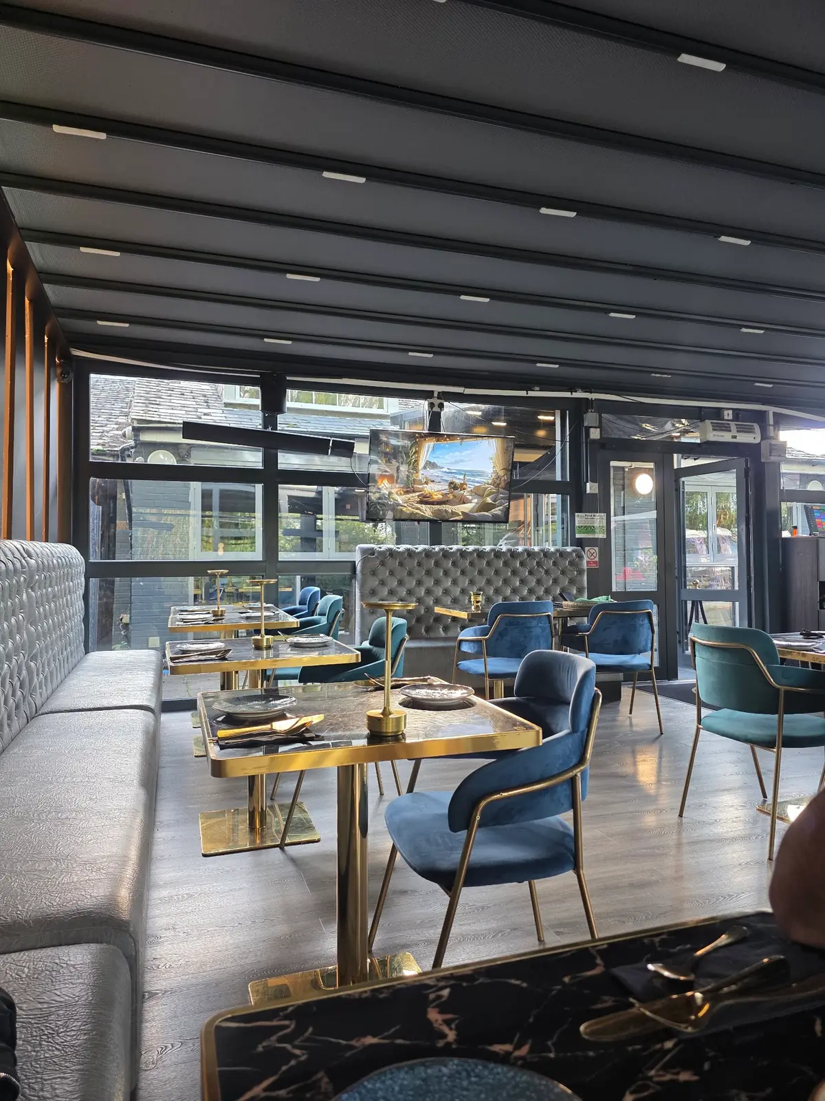 70 ONE Restaurant & Lounge photo (photo 2 of 3)