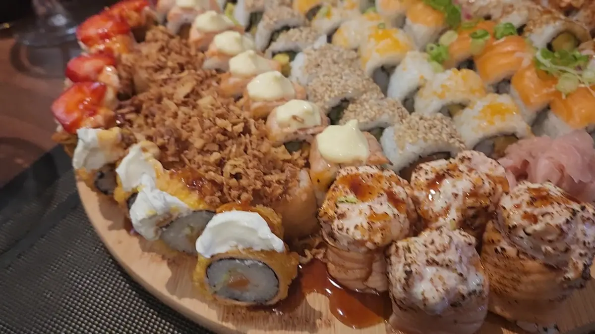 Kazoku photo (photo 1 of 3)
