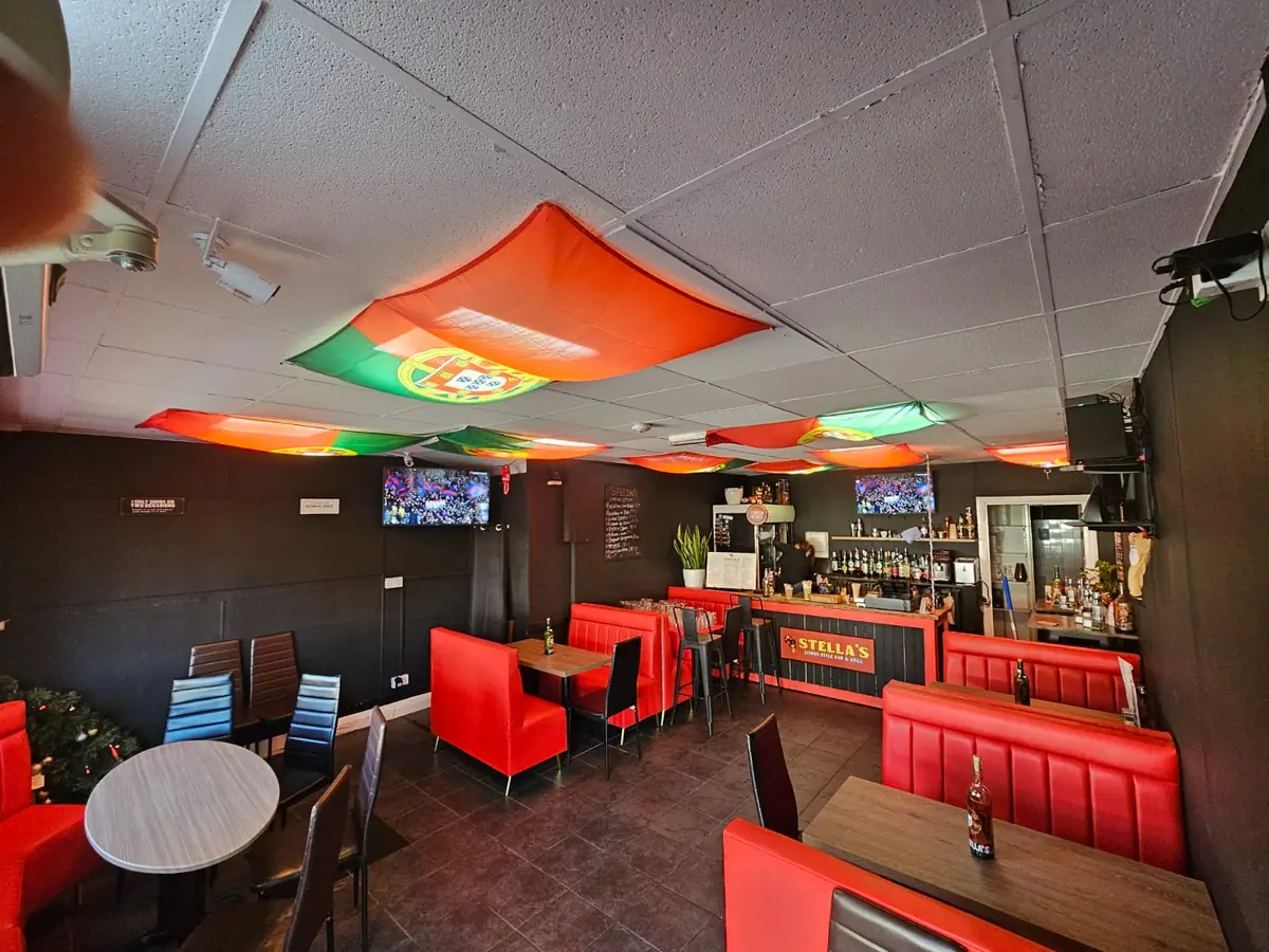 Stella's Grill House & Bar — Bar & grills in Twickenham