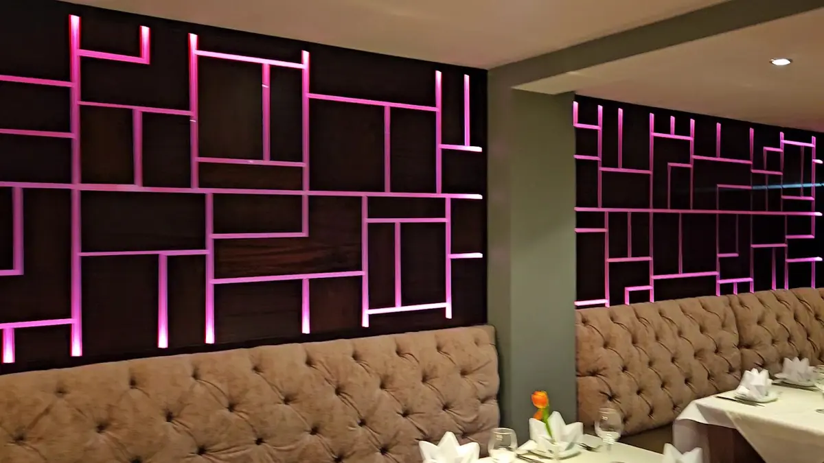 Curry Lounge photo (photo 2 of 3)