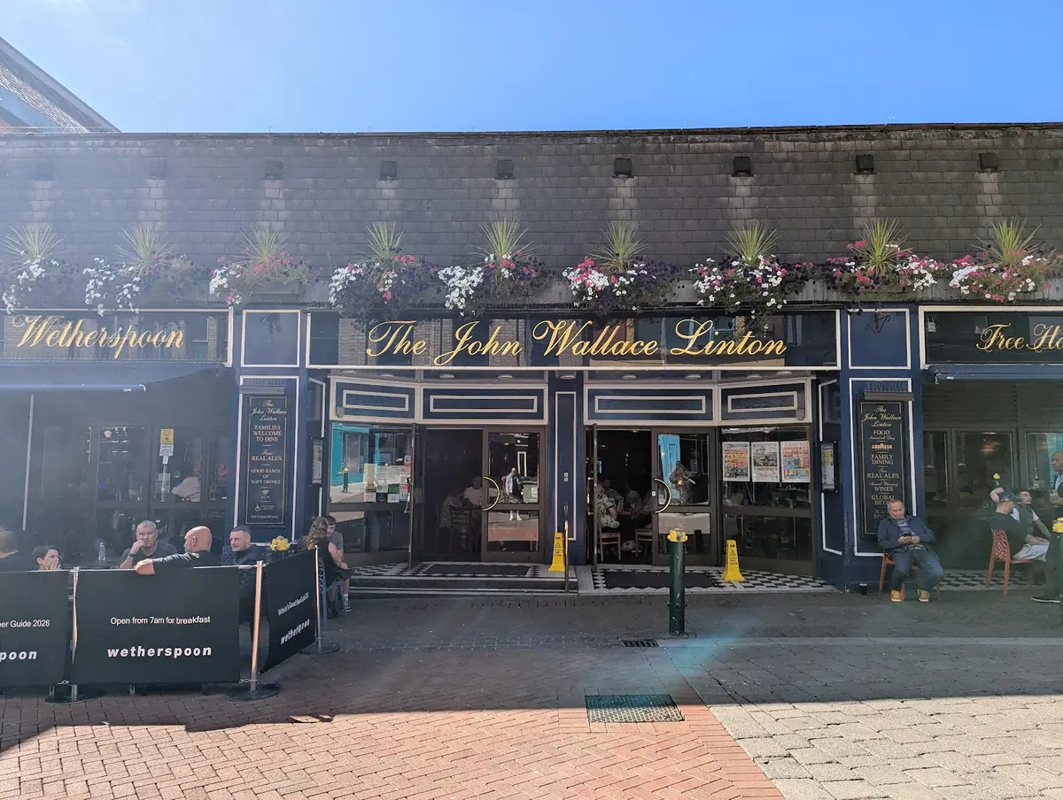 The John Wallace Linton — Bars in Newport