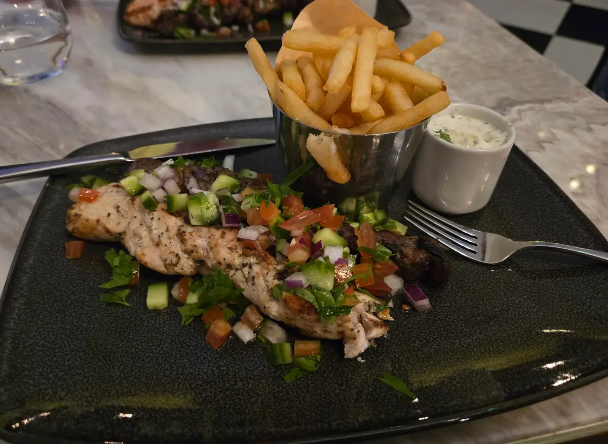 Cyprianis Mediterranean Restaurant Orpington photo (photo 2 of 3)
