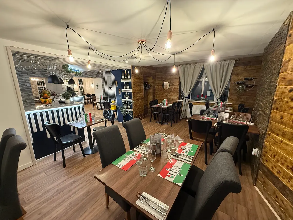Inside Grande italia restaurant, Stroud