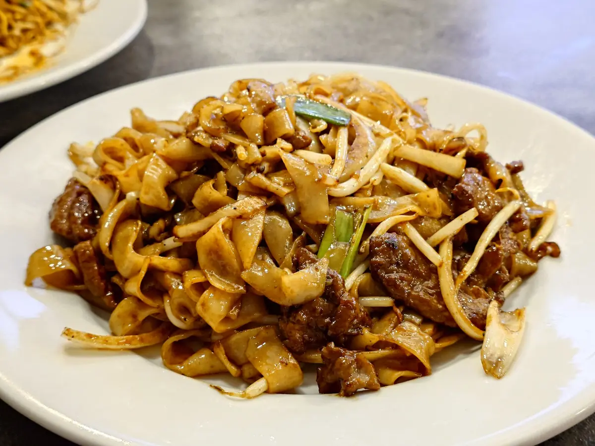 Taste of China Restaurant photo (photo 3 of 3)
