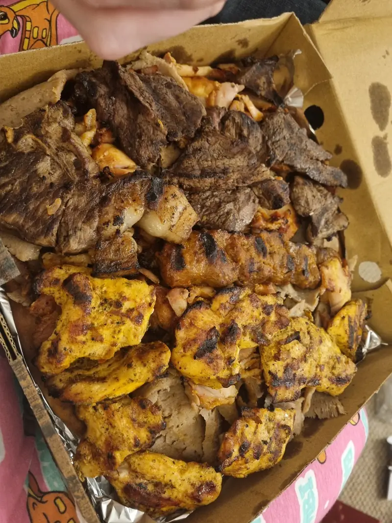 Zorba's Grill And Pizza House photo (photo 2 of 3)