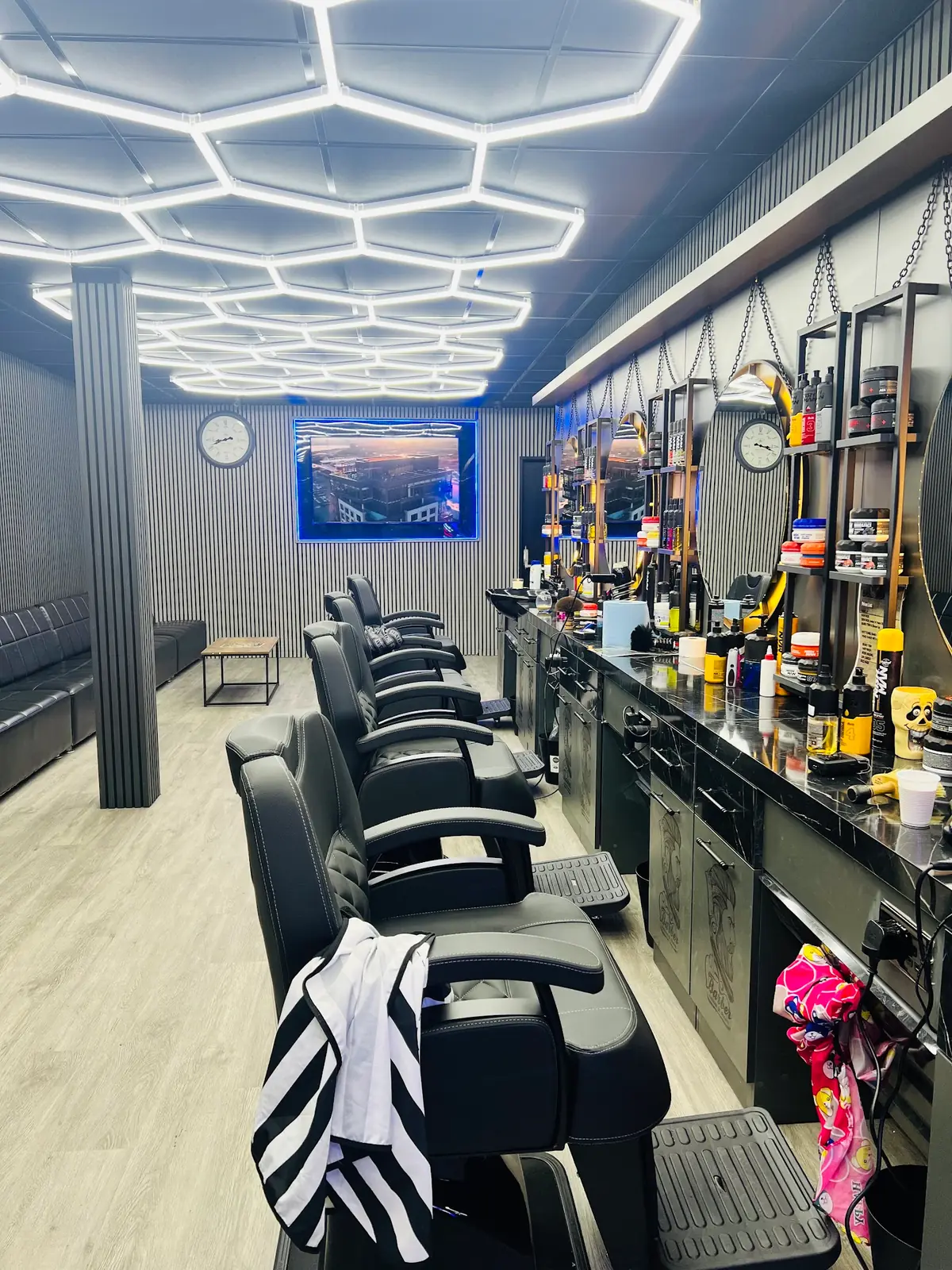 Istanbul Turkish barber photo (photo 3 of 3)