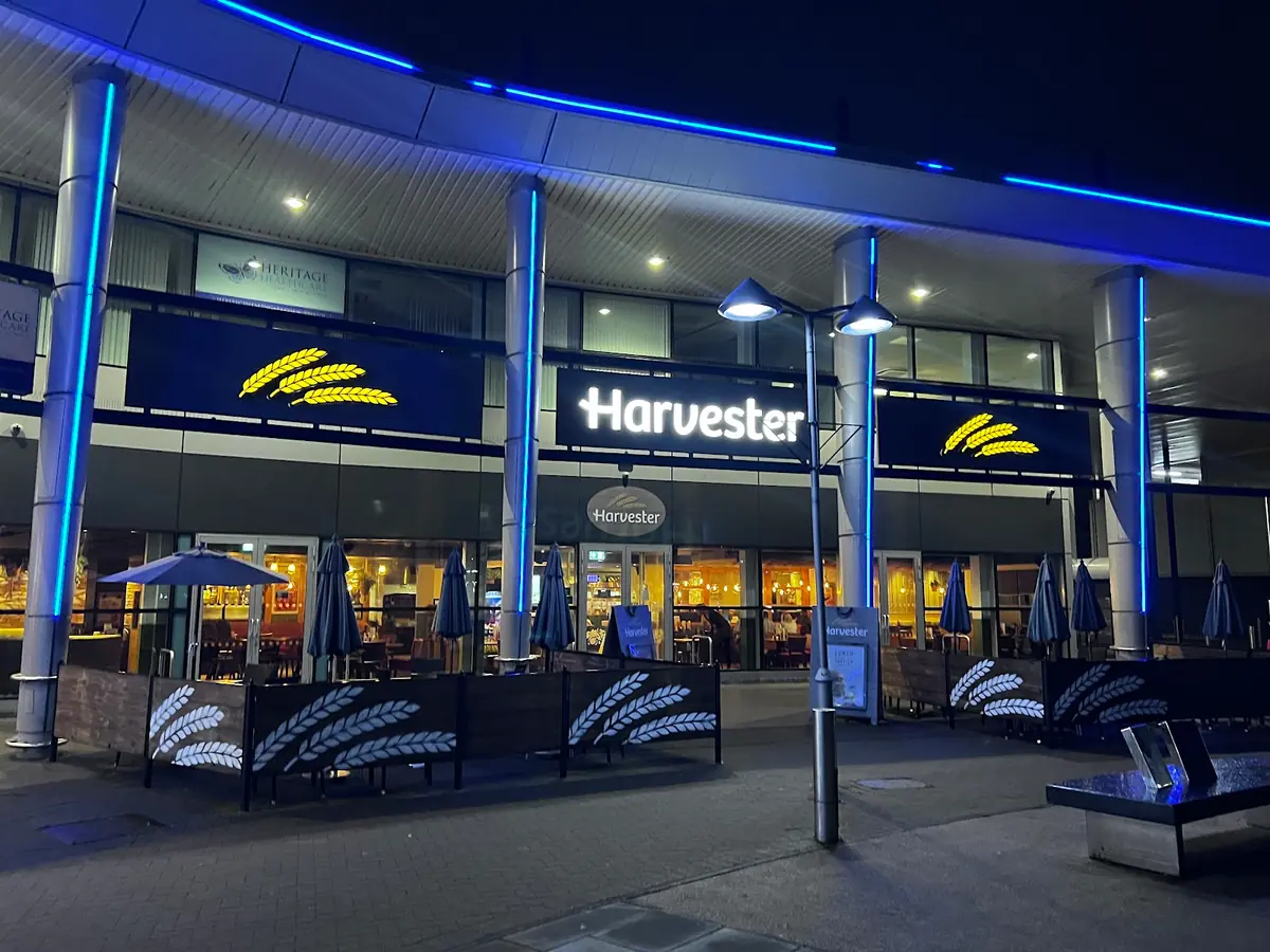 Harvester Willow Brook Bristol