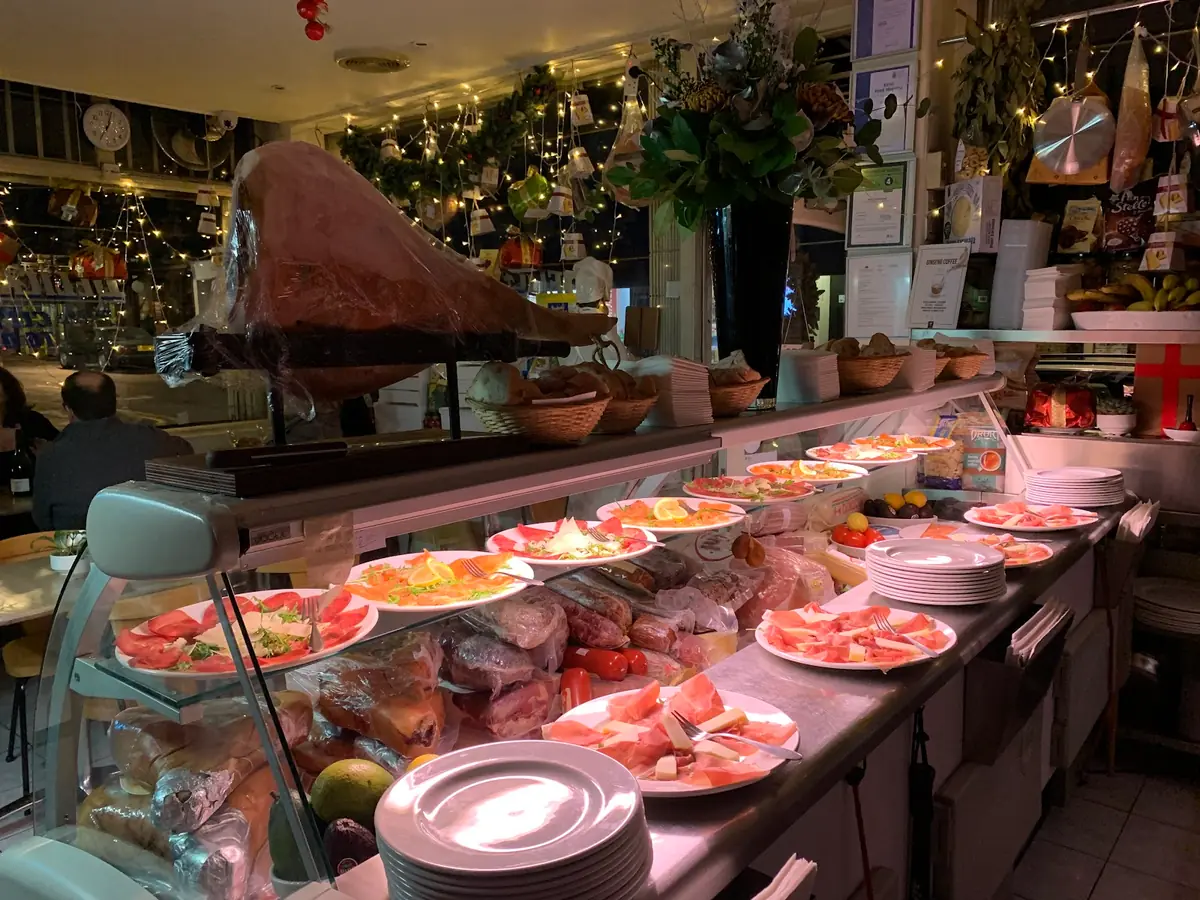 HT Harris Delicatessen