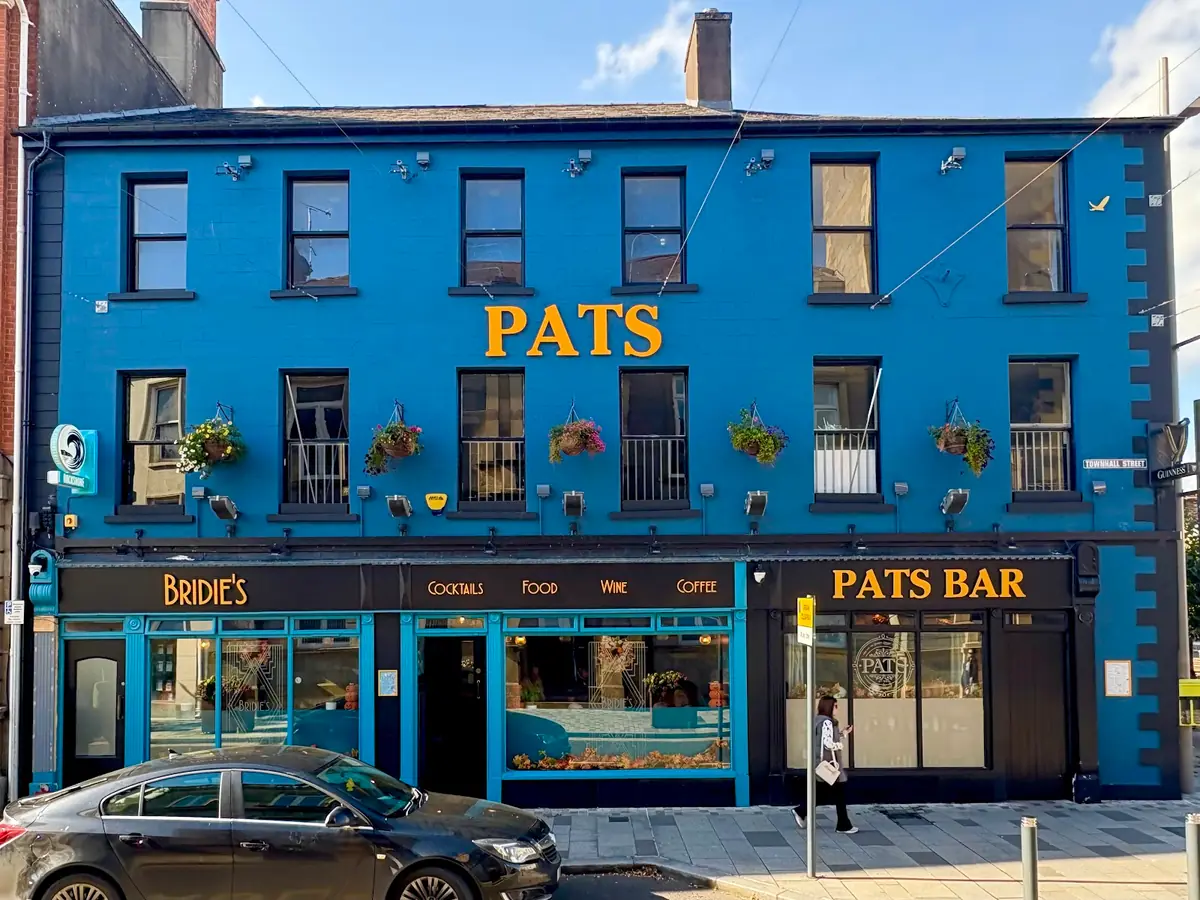 Pats Bar