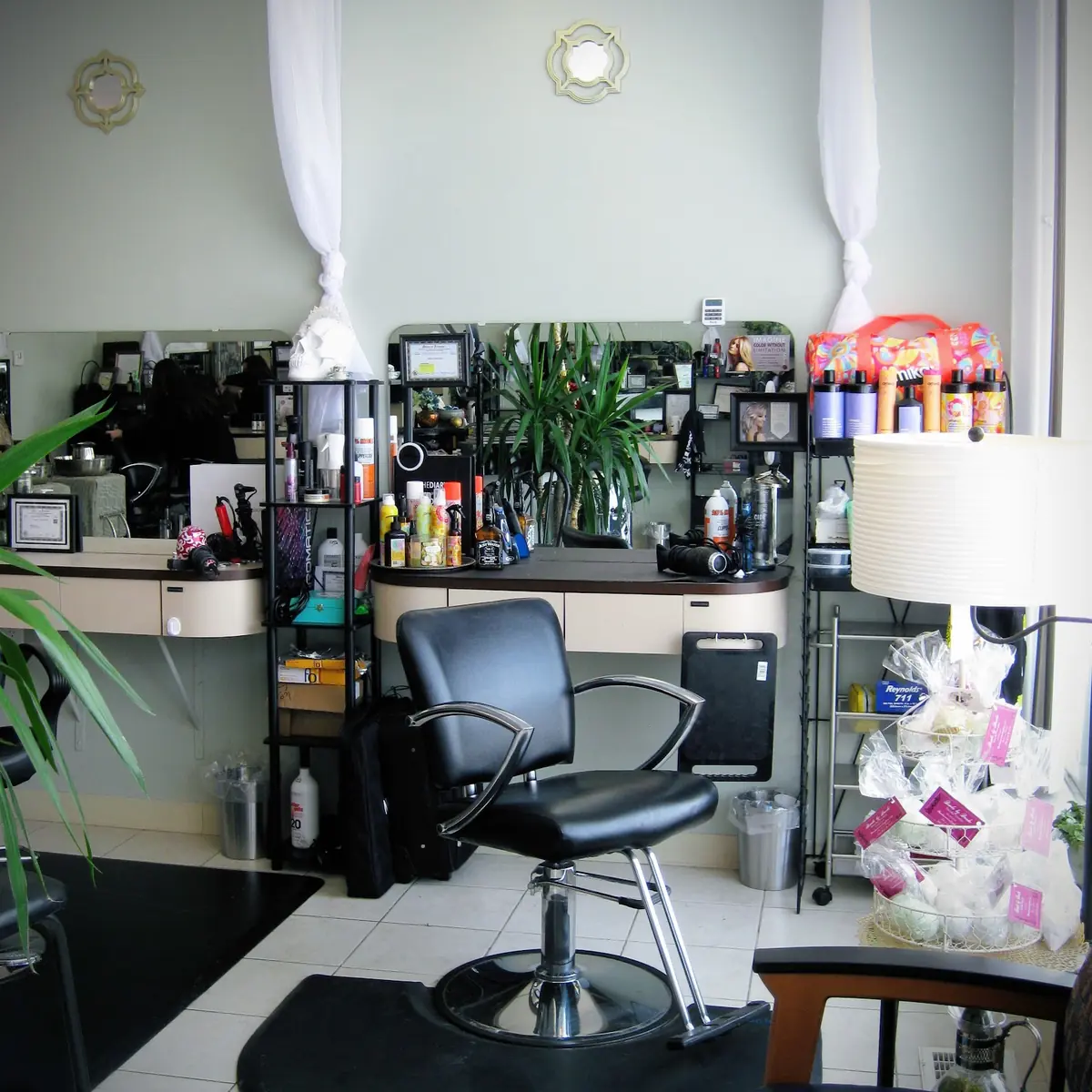 Salon Alchemy photo (photo 1 of 3)