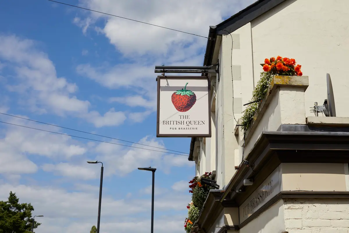 The British Queen, A Heartwood Inn photo (photo 3 of 3)