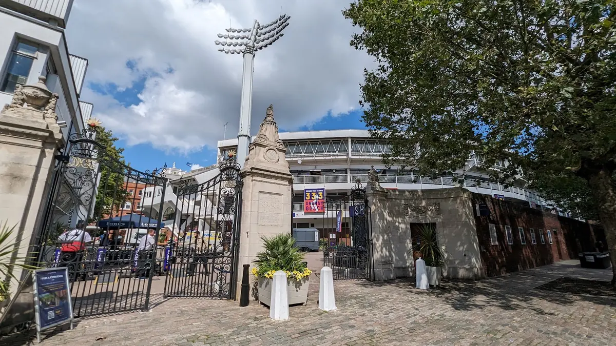 Lord's Tavern photo (photo 3 of 3)
