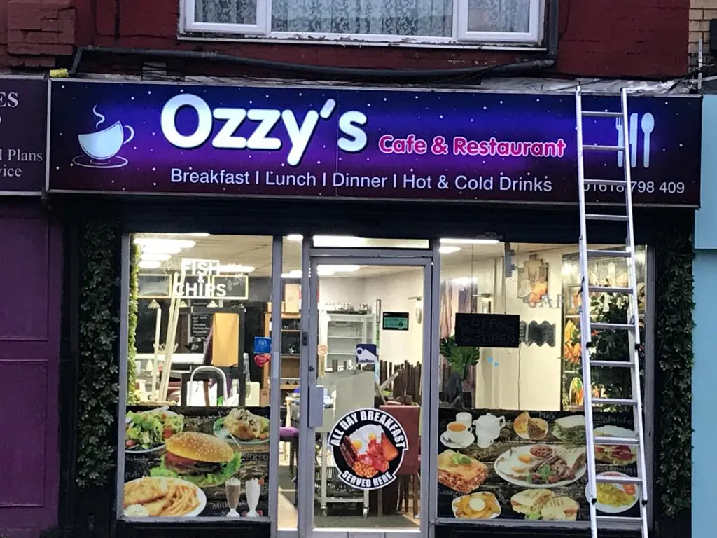 Ozzy’s Cafe And Restaraunt