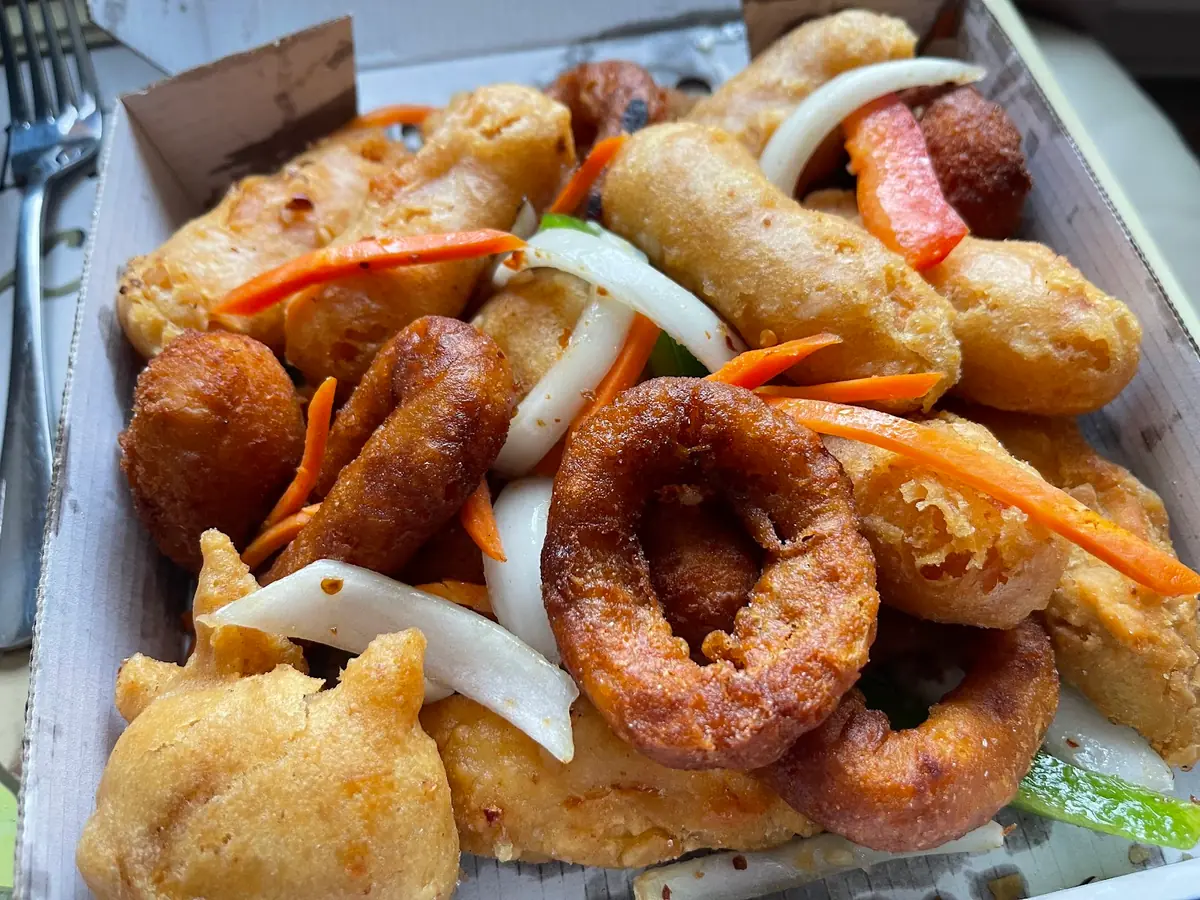 Dong Shan — Restaurants in Chesterfield