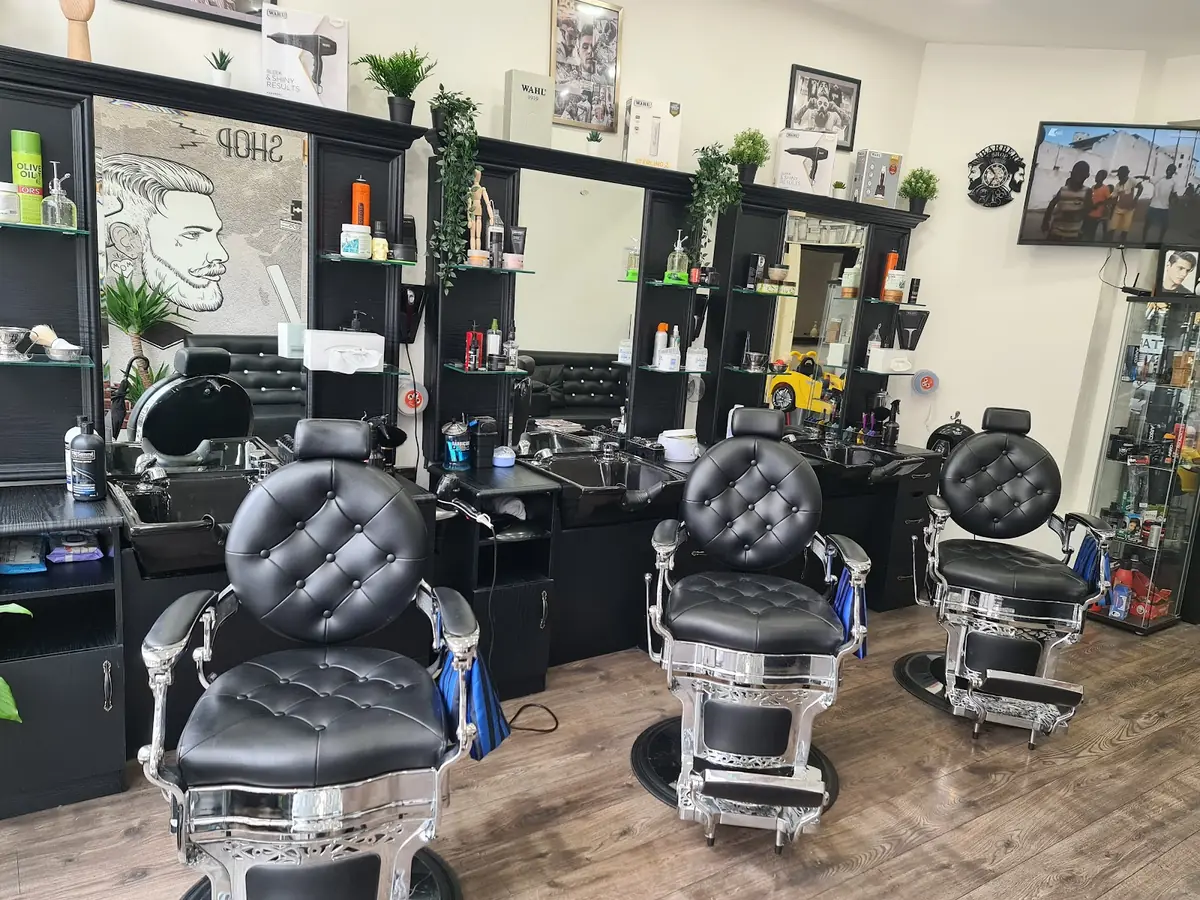Stars Barbers Haircuts & Shaves photo (photo 3 of 3)