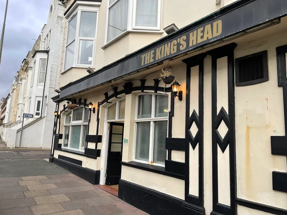 The Kings Head Sports Pub — Bars in Seaford