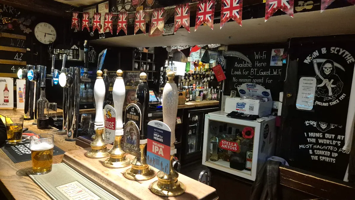 Ye Olde Man & Scythe, Bolton