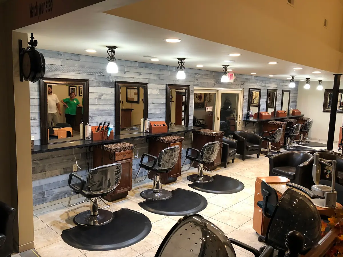 Arabella Capelli Salon — Nail Salons in Clio
