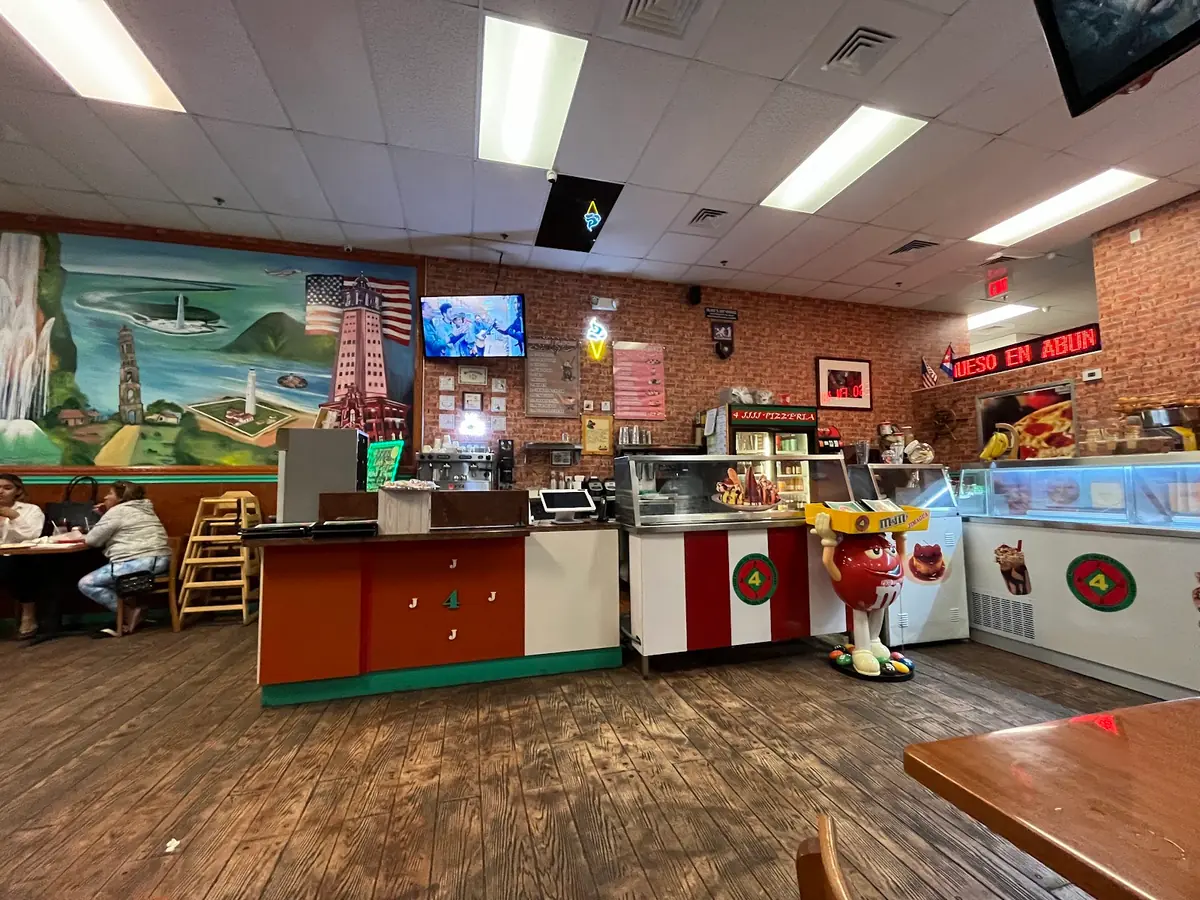 4JJJJ Pizzeria Ice Cream — Pizza in Homestead