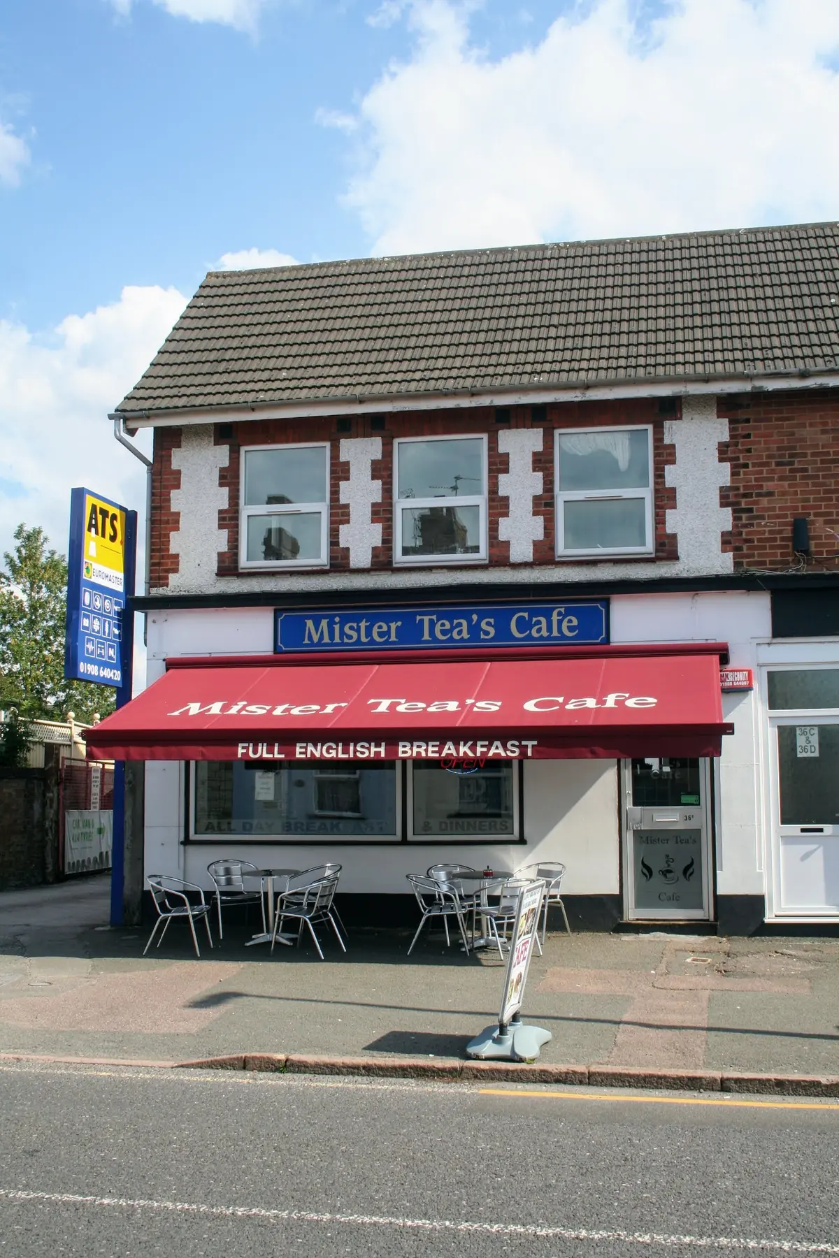 Mister Tea's Cafe